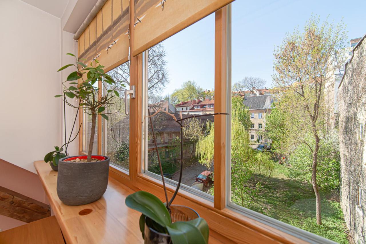 Spacious 2-Bedroom Apartment With Sauna In Vilnius Old Town By Urban Rent Екстериор снимка